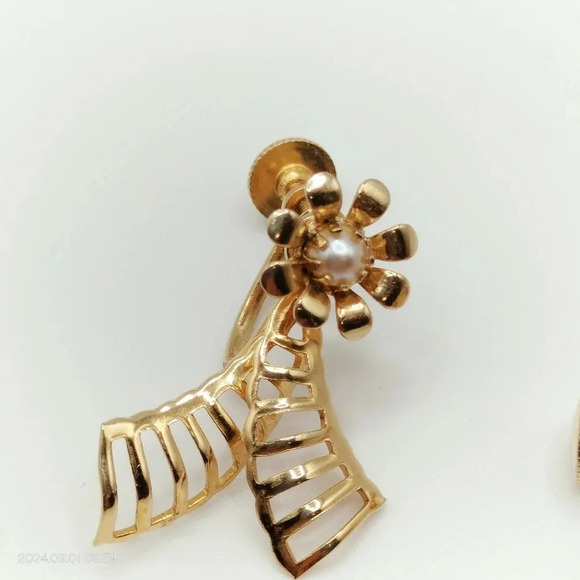 Women's Fashion Gold Tone Faux Pearl Drop Boho Unique Screwback Earrings - Picture 9 of 10